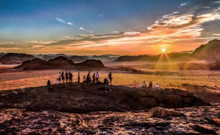 Wadi Rum Desert Heart Camp Bagian luar foto