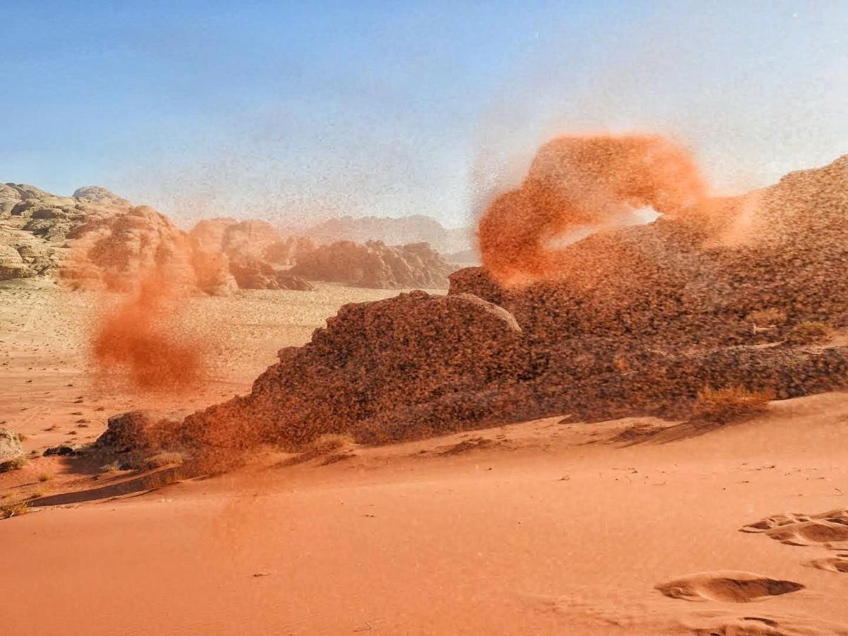 Wadi Rum Desert Heart Camp Bagian luar foto
